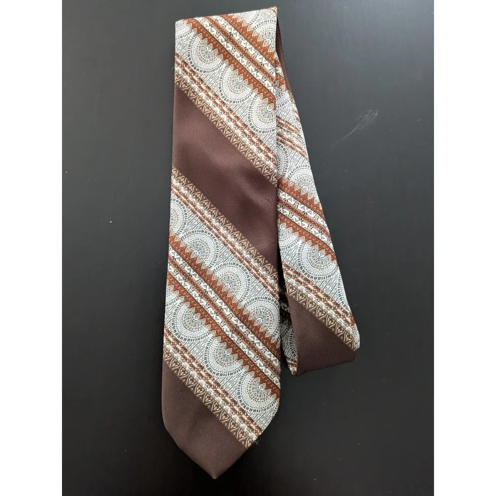 Vintage Mr. John Beau Brummel Tie 56
